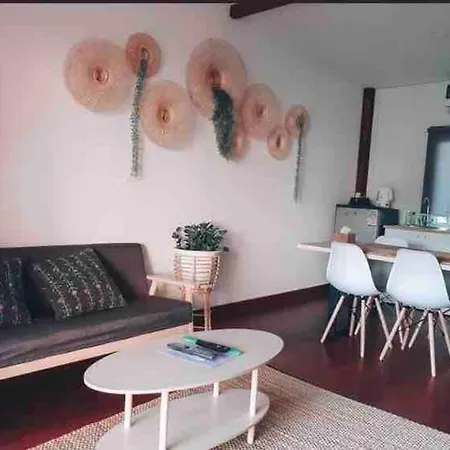 Villa Wooden House In The Centre Of Chiangmai Self-Checkin